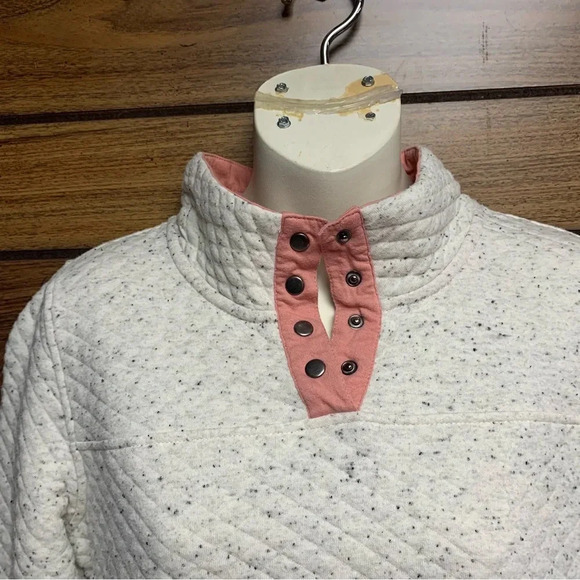 Maurice’s medium quilted pullover jacket rounded hem notched cuffs cream color - Picture 2 of 11
